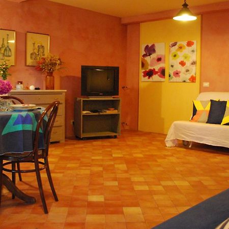 Case Vacanze Fossanave Santa Tecla Exterior photo