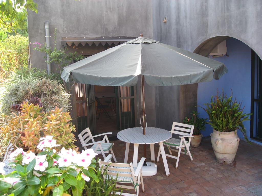 Case Vacanze Fossanave Santa Tecla Exterior photo