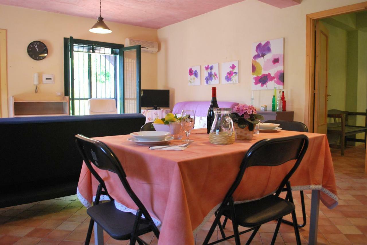 Case Vacanze Fossanave Santa Tecla Exterior photo